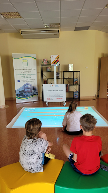 Pierwszy dzień "Wakacji z biblioteką" za nami!