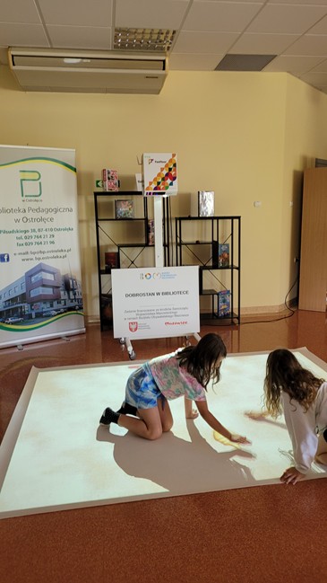 Wakacje z biblioteką 2025