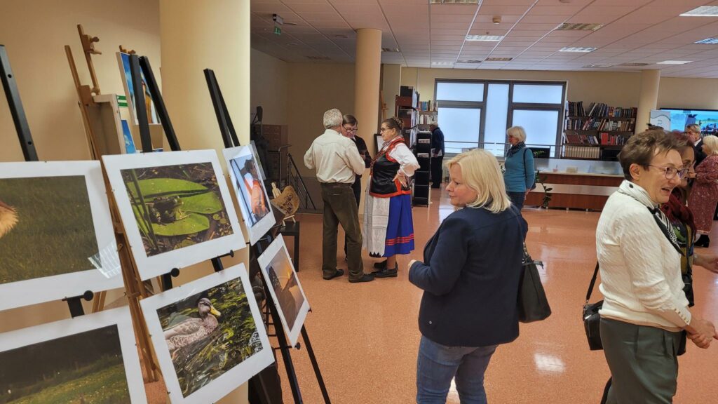 WYSTAWA POPLENEROWA ARTYSTÓW ZIEMI KURPIOWSKIEJ