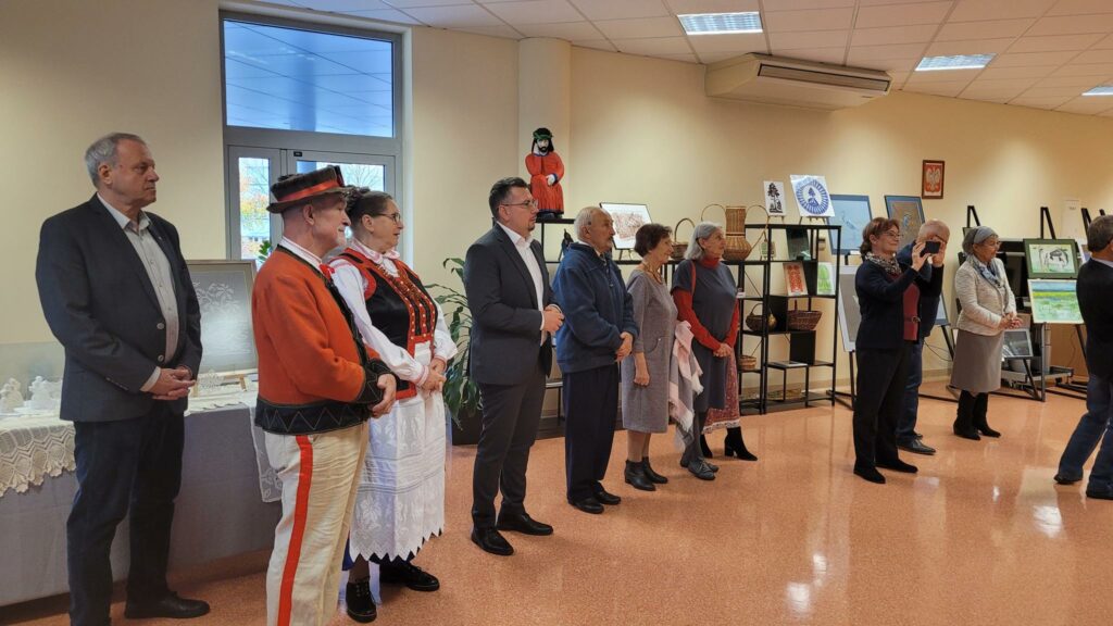 WYSTAWA POPLENEROWA ARTYSTÓW ZIEMI KURPIOWSKIEJ