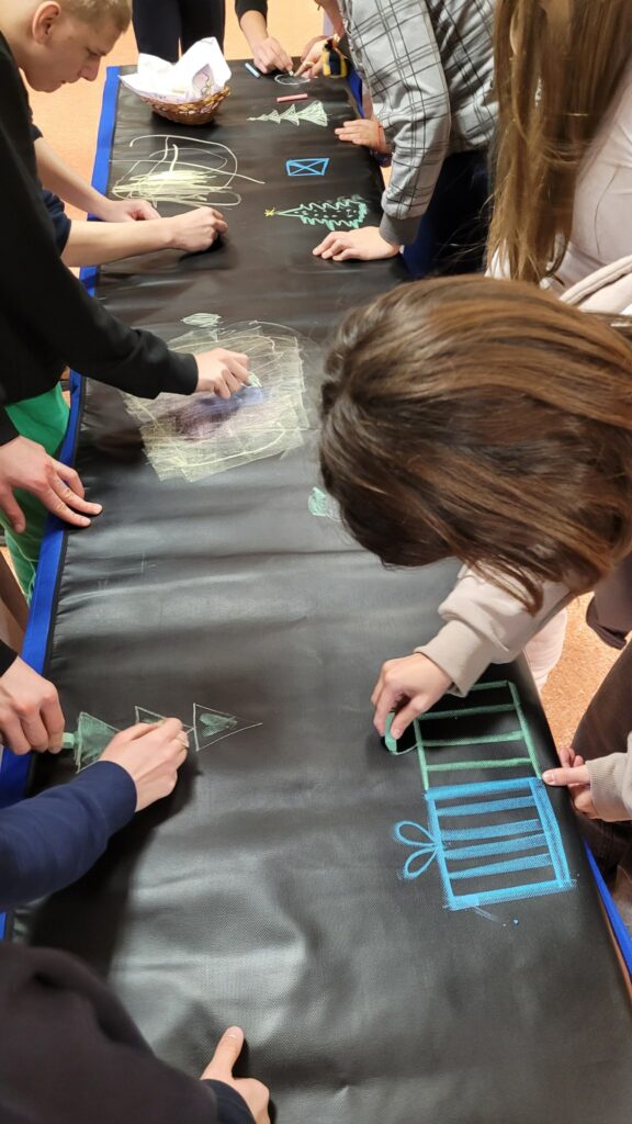 INTEGRACJA W ŚWIĄTECZNYM NASTROJU