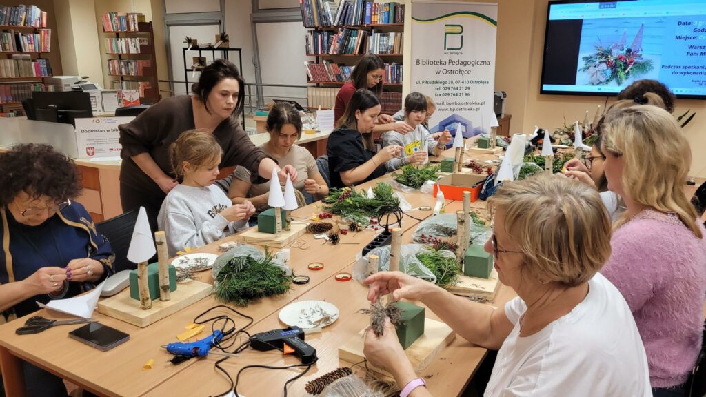 REALCJA Z WARSZTATÓW „ZRÓB SOBIE STROIK NA ŚWIĘTA”