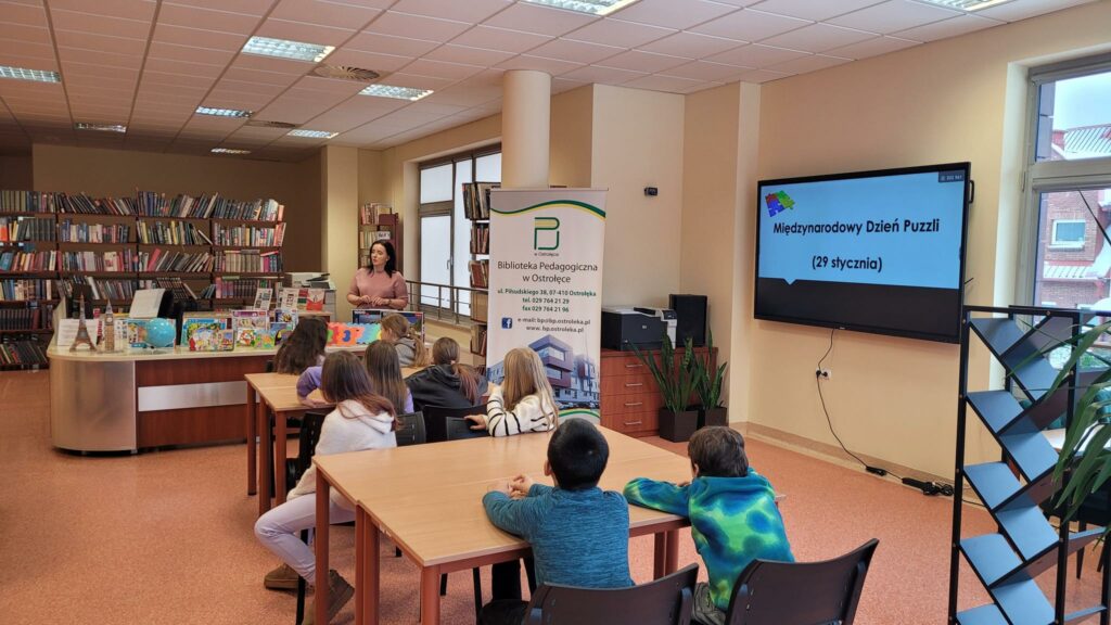 Międzynarodowy Dzień Puzzli w naszej bibliotece