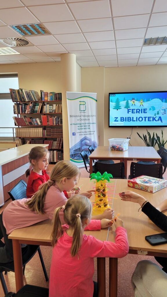 Ferie z biblioteką 2026
