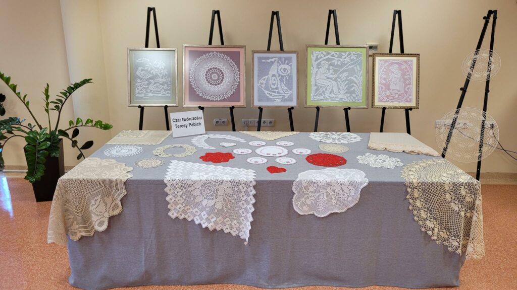 Czar twórczości Teresy Pabich - wystawa
