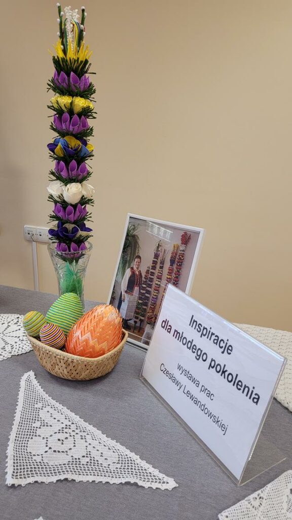 Inspiracje dla młodego pokolenia - wystawa prac Czesławy Lewandowskiej